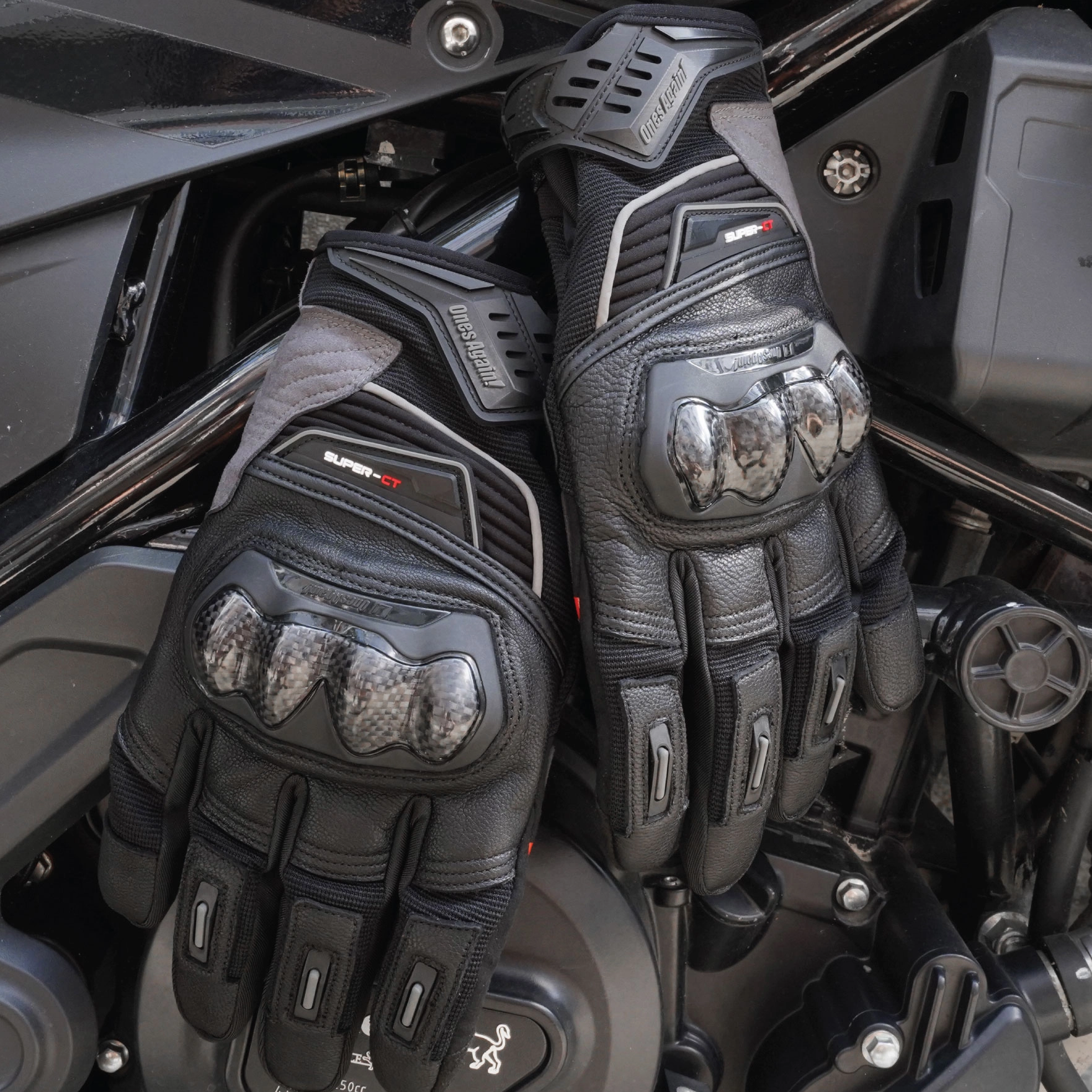 MG08P Guantes cortos de moto impermeables y cálidos Protección de fibra de carbono TPU The Devil Shadow